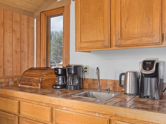 4th image of 435 Lakeview Blvd #76