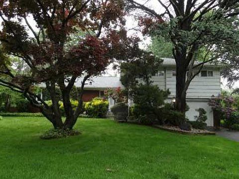 1st image of 15 Olive St