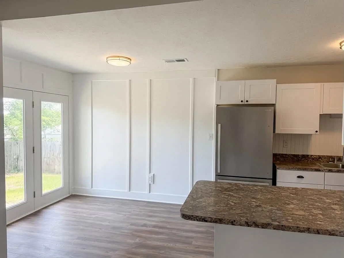 3 bed, 1400 sqft, $1,700 — Photo 4