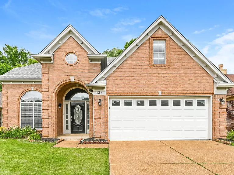 8084 Conridge Dr — Photo 1