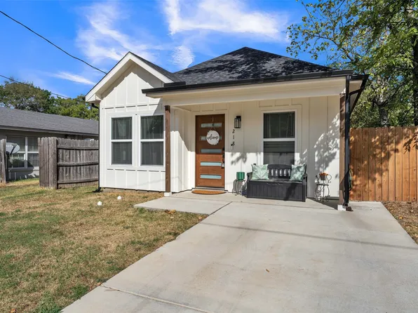 218 Locust St N, Sulphur Springs, TX 75482