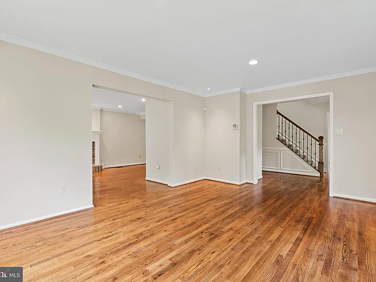 6506 Bellamine Ct — Photo 15