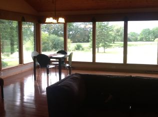 14918 Washington Ave, Union Grove, WI 53182