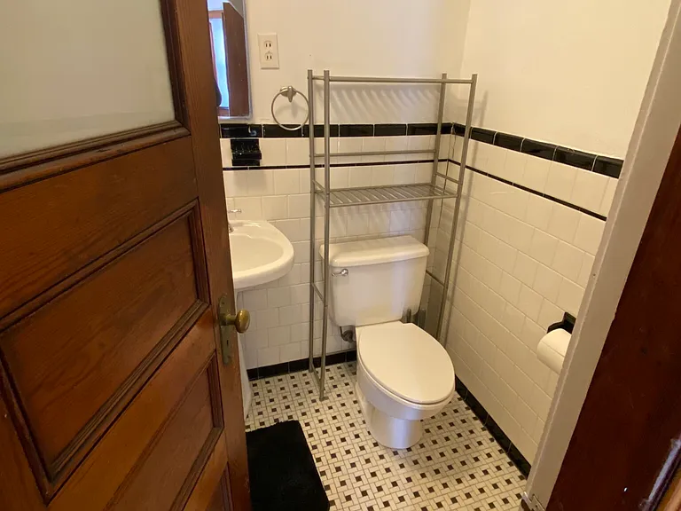 849 Beacon St #9 — Photo 7