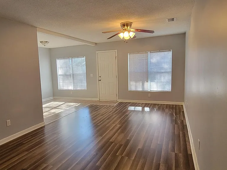 440 Sandy Oak Dr — Photo 9