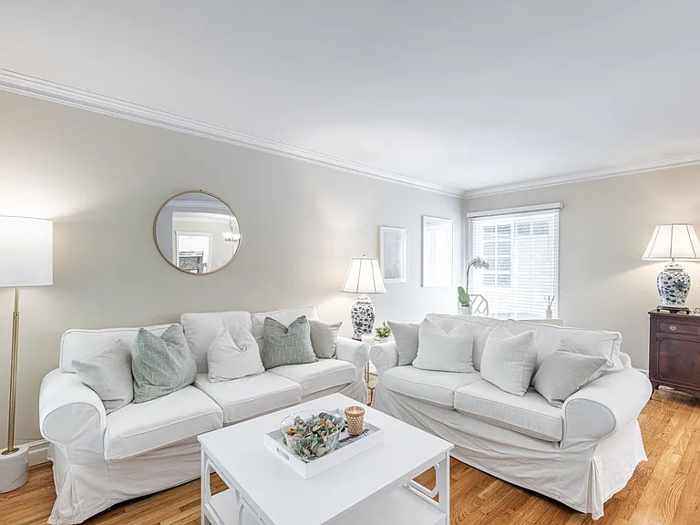 1412 Kelton Ave #1416.5 — Photo 5
