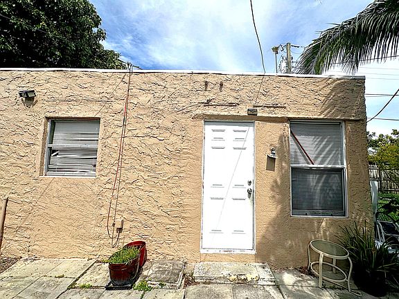5th image of 735 Highland Drive