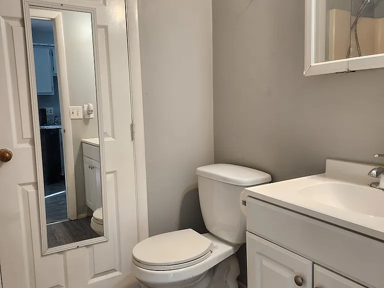 926 Southbridge St #15 — Photo 5