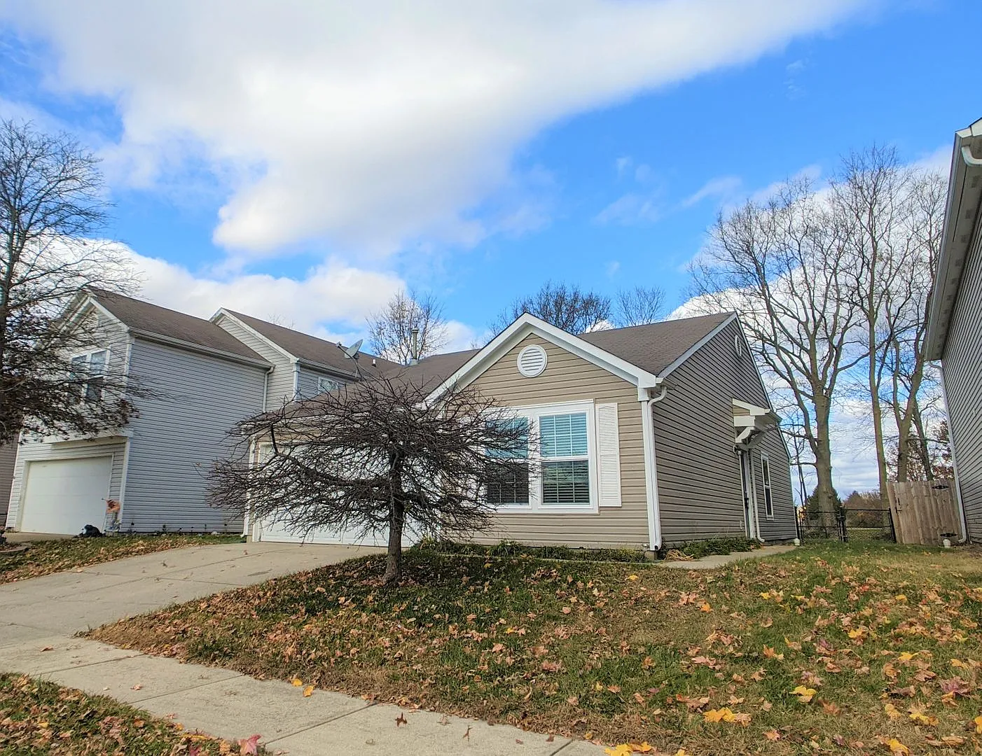 434 Harmony Dr photo 1