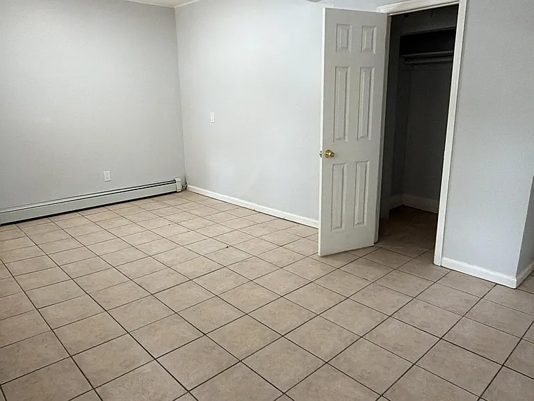 6 Rutgers Ave #B — Photo 6