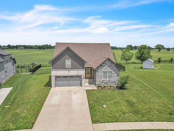 2nd image of 705 High Plains Dr