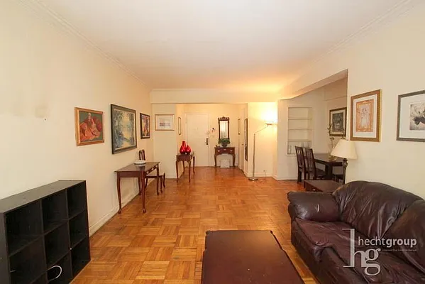Rented by Hecht Group | media 34