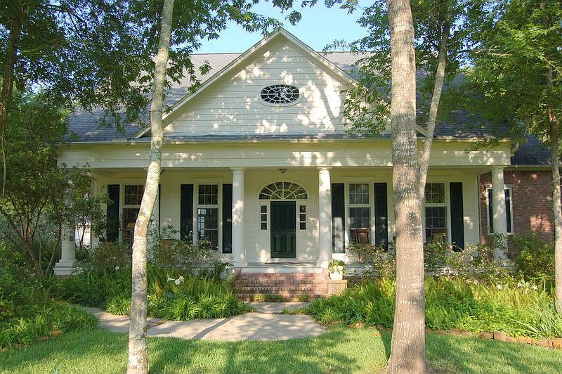 5902 Cajun Way