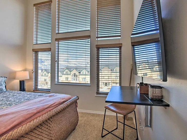3524 N Fox Run Dr #1 — Photo 8