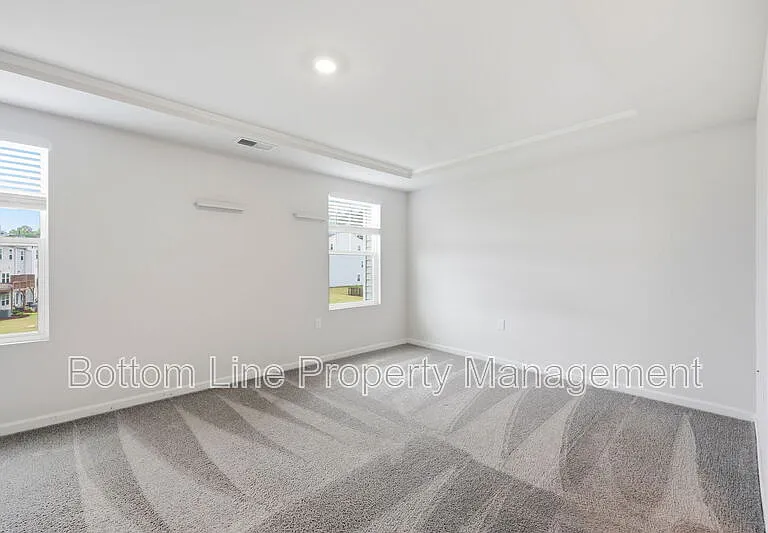 1112 Lily Loch Way — Photo 32