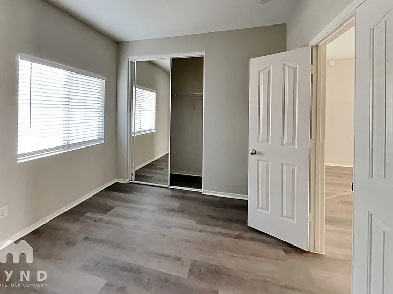 15219 W Shaw Butte Dr — Photo 12