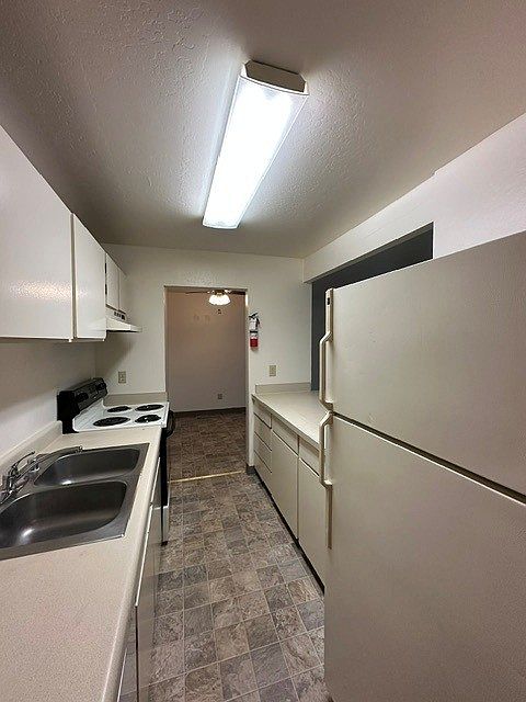 1st image of 4305 Wisconsin St #6