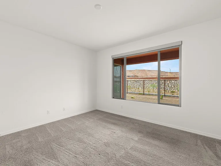 1353 Evening Breeze Ln — Photo 11