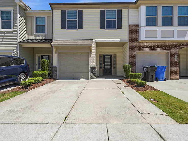 410 Leighann Ridge Ln — Photo 1