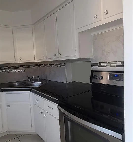 1540 NE 191st St #207 — Photo 17