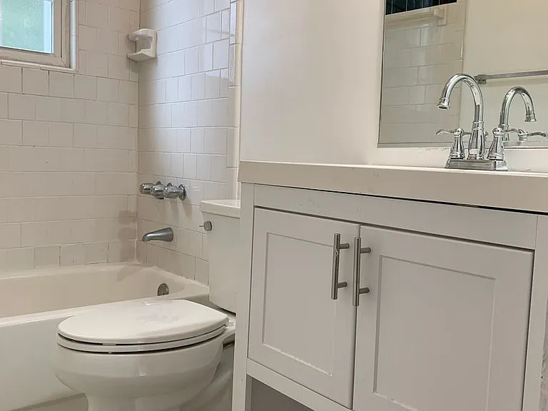 1219 Virginia Ave #7 — Photo 10