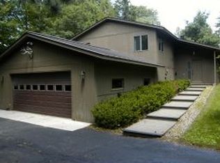 N2228 Cleghorn Rd, Waupaca, WI 54981