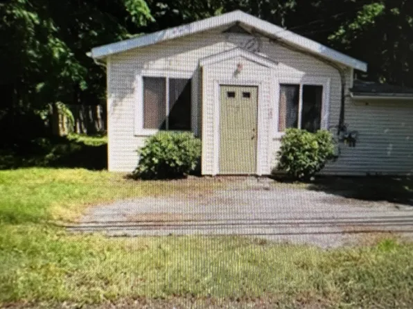 22 Main St, Lakeville, MA 02347