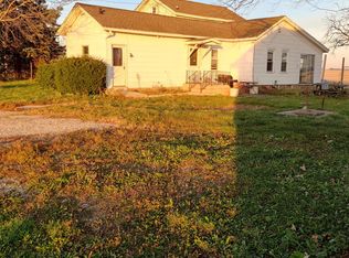 13000B Henning Rd, Plano, IL 60545