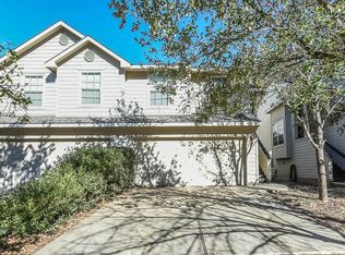 26 S Villa Oaks Dr, Spring, TX 77382