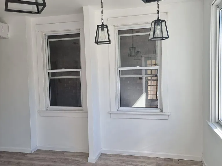 2811 Brentwood Ave — Photo 7