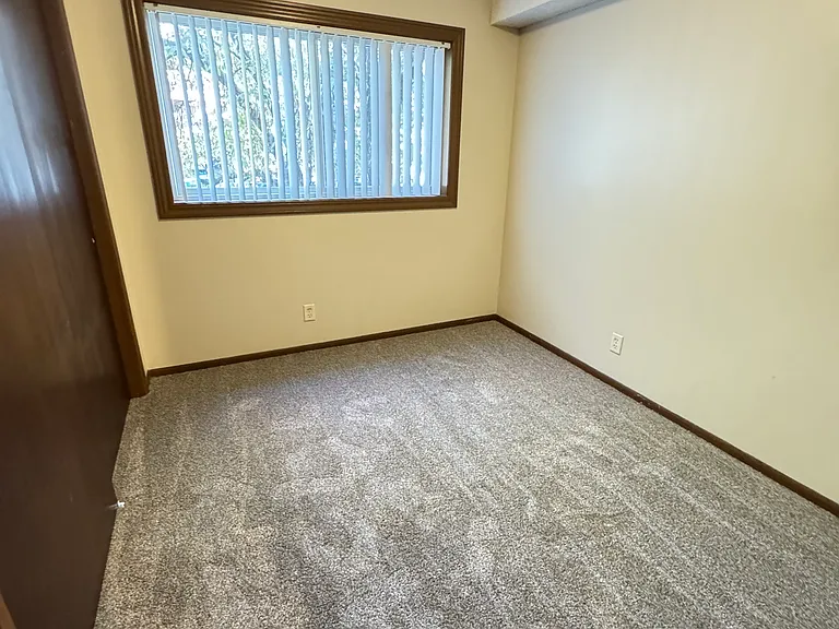 1802 Knox St #3 — Photo 13