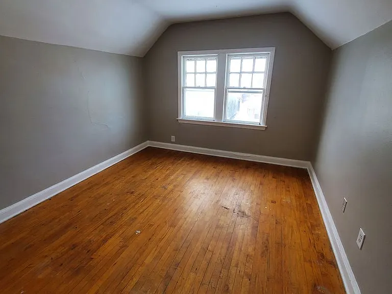 2524 N Hubbard St. (Duplex)(Ace Property) — Photo 5
