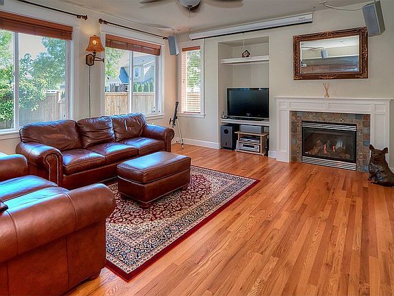 4th image of 17242 NE 119th Ct