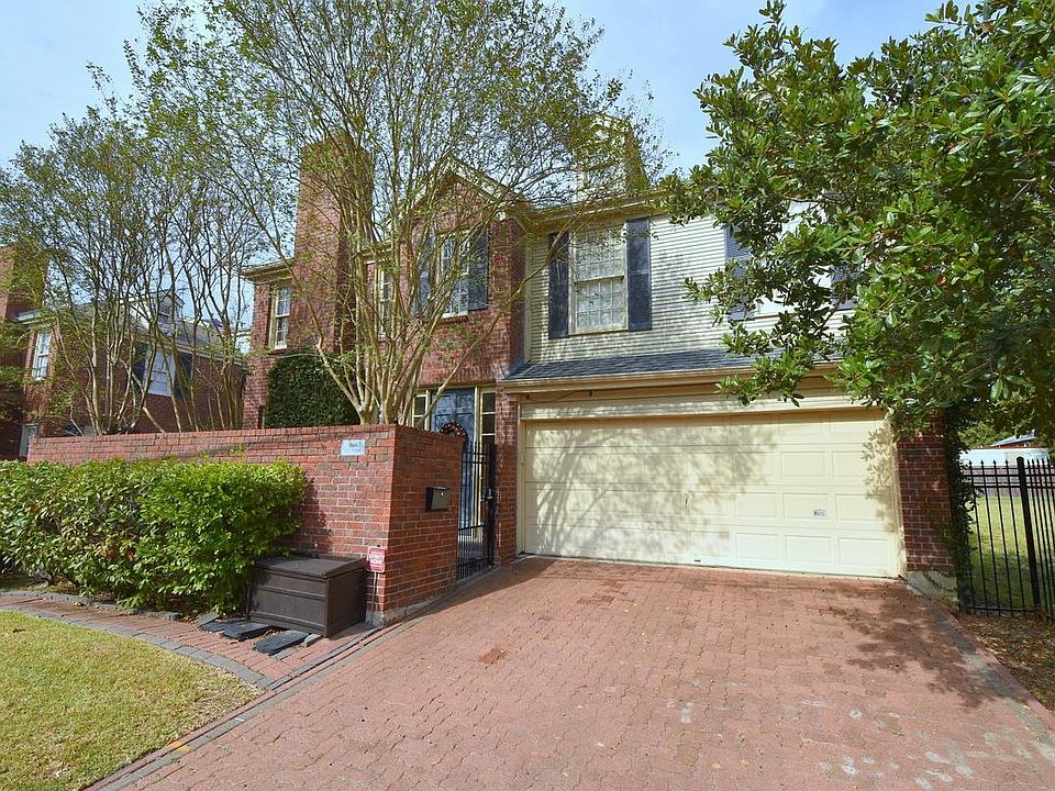 Front unit of a 6 unit complex