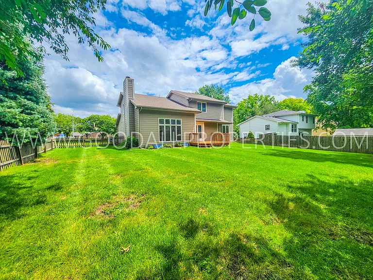 924 Prairie View Dr — Photo 46