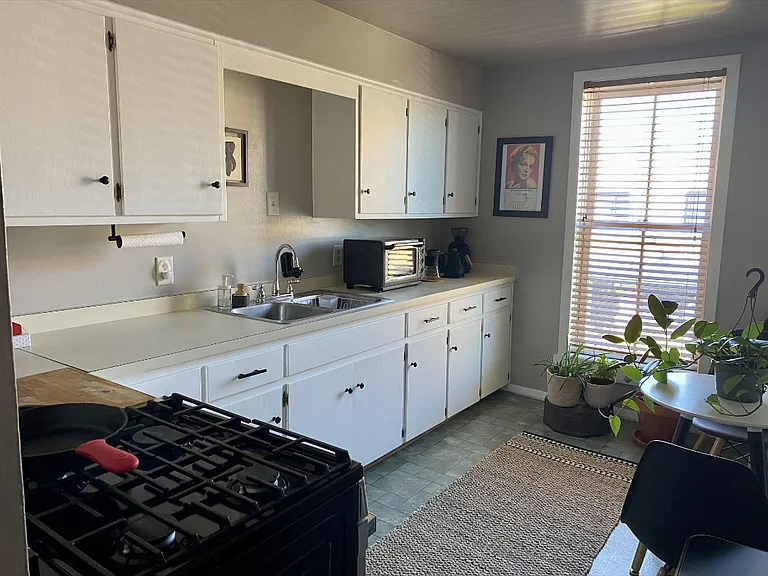20 Washington St #2 — Photo 2