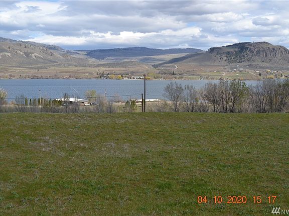 3rd image of 11 Lakevue Heights Dr