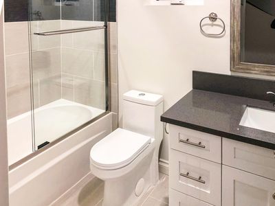 3001 Van Buren Pl, Los Angeles, CA, 90007