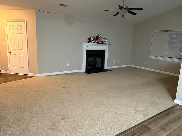 111 Woodbury Farm Dr — Photo 6
