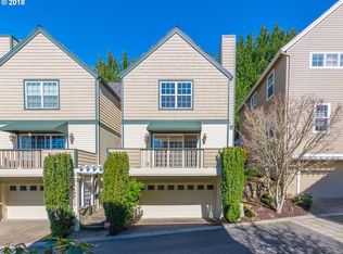2334 NW Edgewood Pl #33, Portland, OR 97229