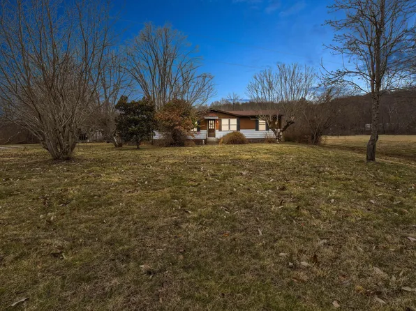 8340 Levee Rd, Jeffersonville, KY 40337