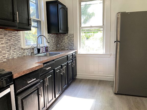 2nd image of 25 Marcy Ave #1