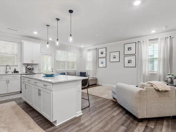 513 Hazy Hills Ln, Garner, NC 27529