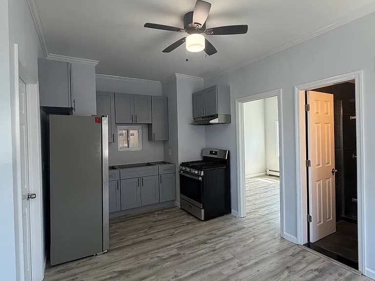 87 Macarthur Ave #2 — Photo 14