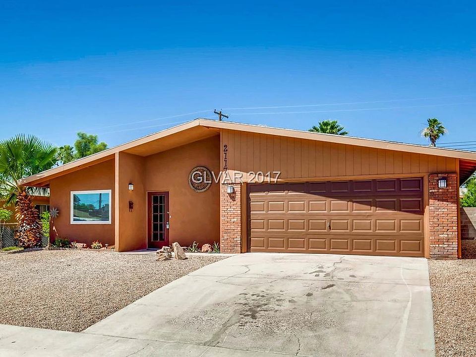 1st image of 2117 Valley Dr