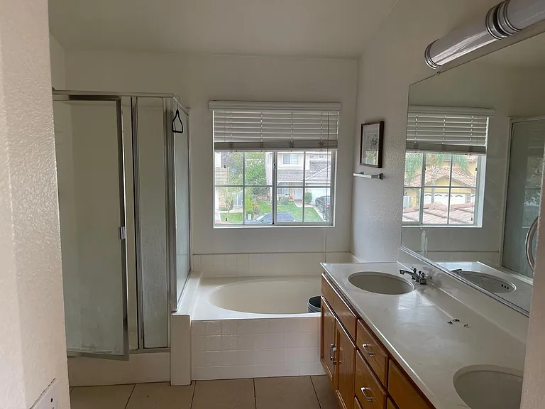 27407 Eagles Nest Dr — Photo 6