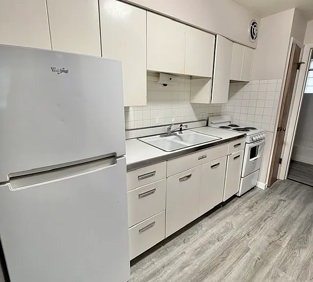306 W Hill St #12 — Photo 3