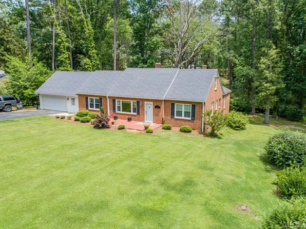 12 Stuart Cir, Weldon, NC 27890