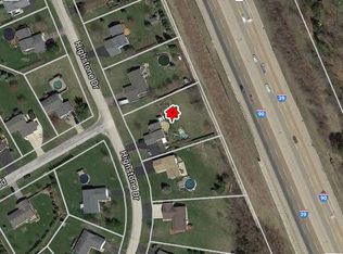 9757 Highstone Dr, Roscoe, IL