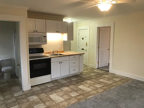 10 S Main St #3 Photo 1
